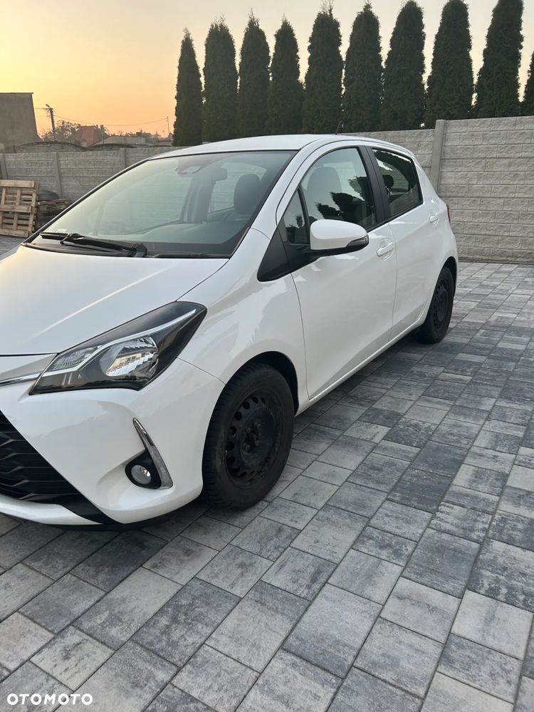 Toyota Yaris 1.5 Premium - 2