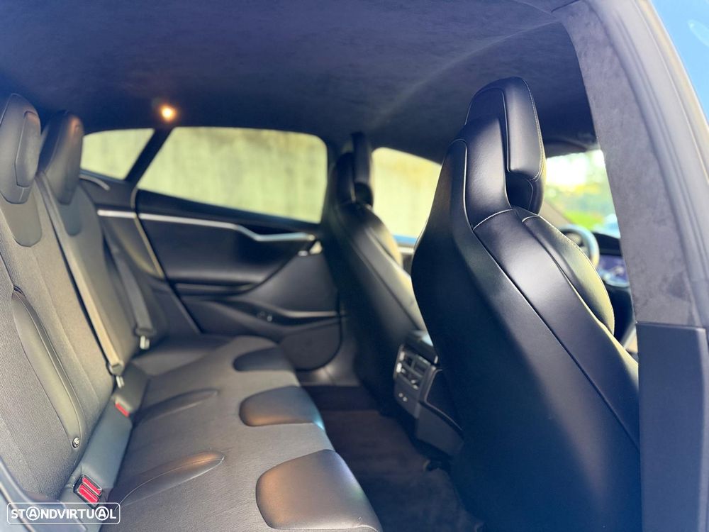 Tesla Model S 75 - 27