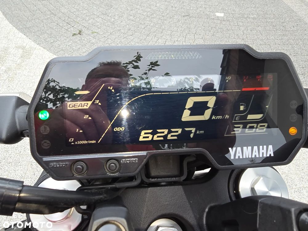 Yamaha MT - 9