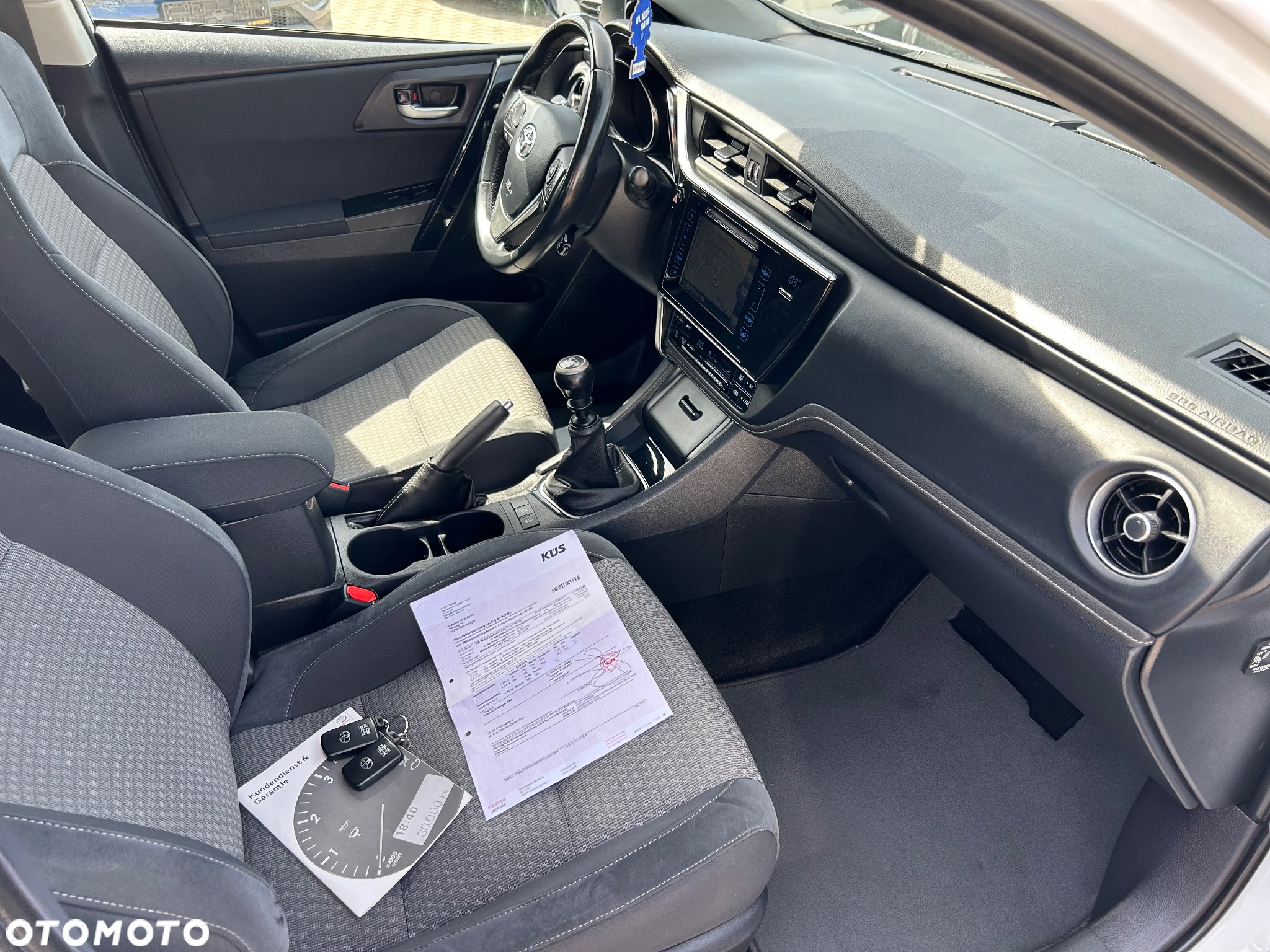 Toyota Auris 1.2 T Dynamic - 14