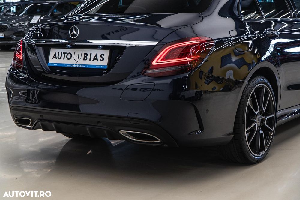 Mercedes-Benz C 300 e 9G-TRONIC AMG Line - 14