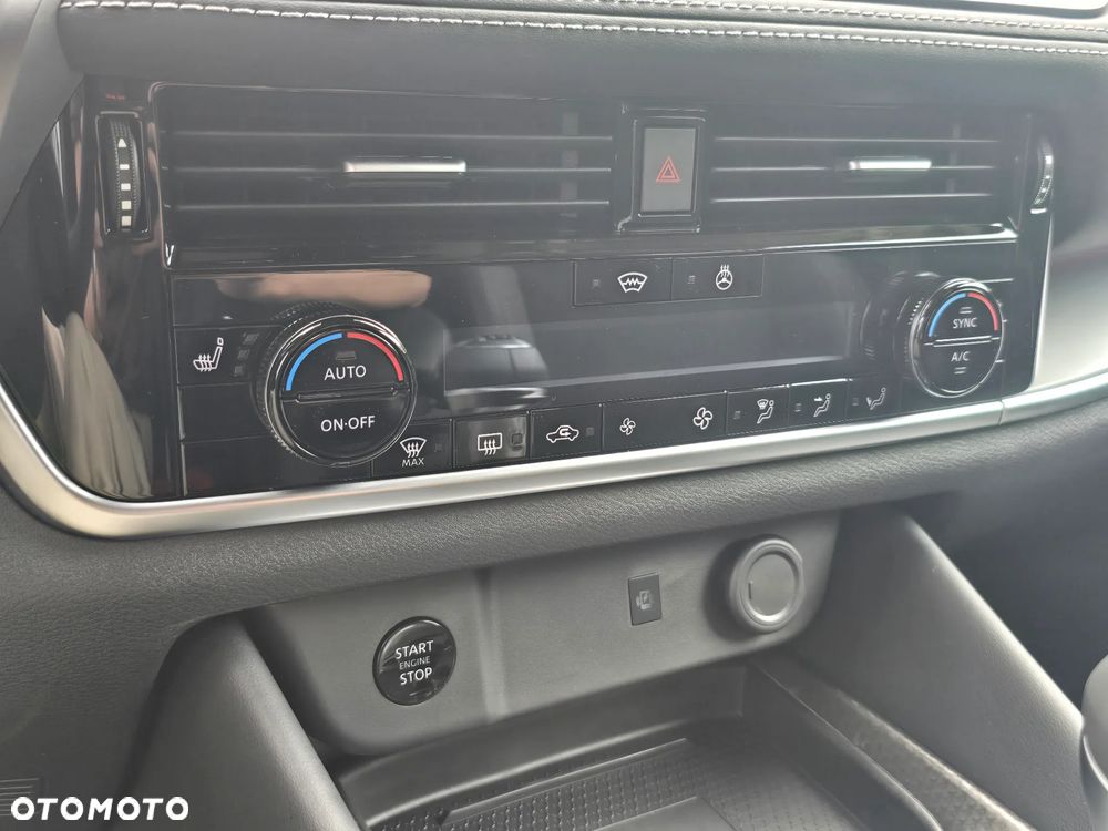 Nissan Qashqai 1.3 DIG-T MHEV N-Connecta - 13