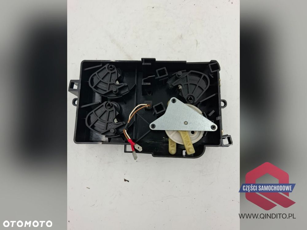 PANEL STEROWNIK NAWIEWU KLIMATYZACJI MAN L2000 LE - 3