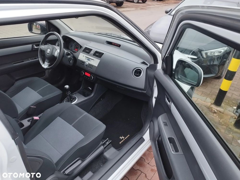 Suzuki Swift 1.3 GC - 18