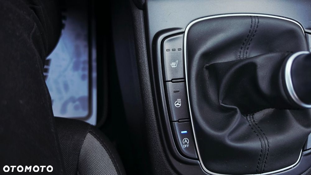 Hyundai Kona - 17