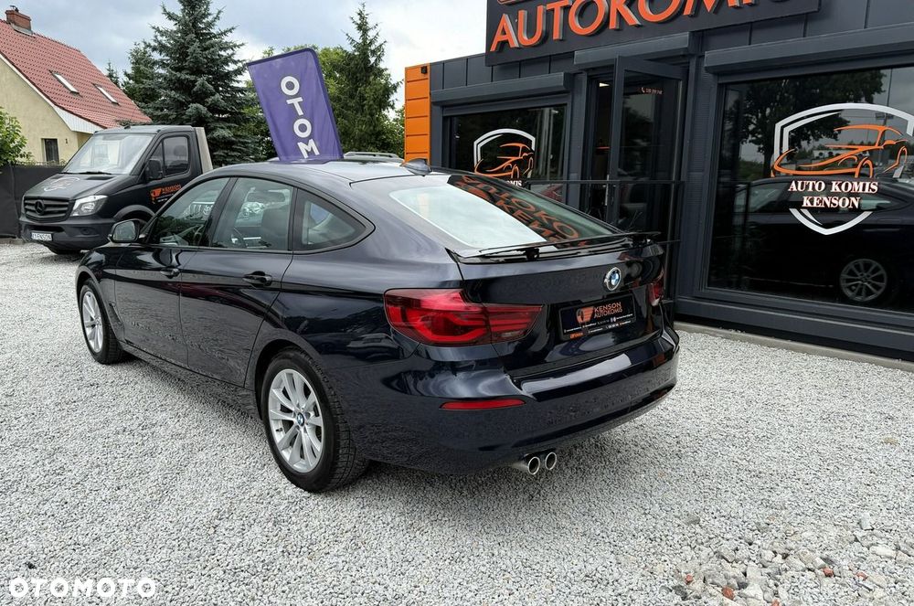 BMW 3GT 320i Sport - 4