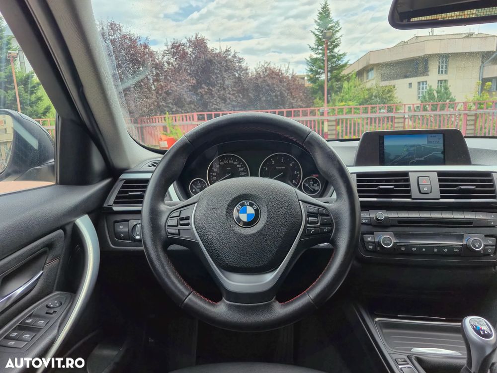 BMW Seria 3 318d Sport Line - 34