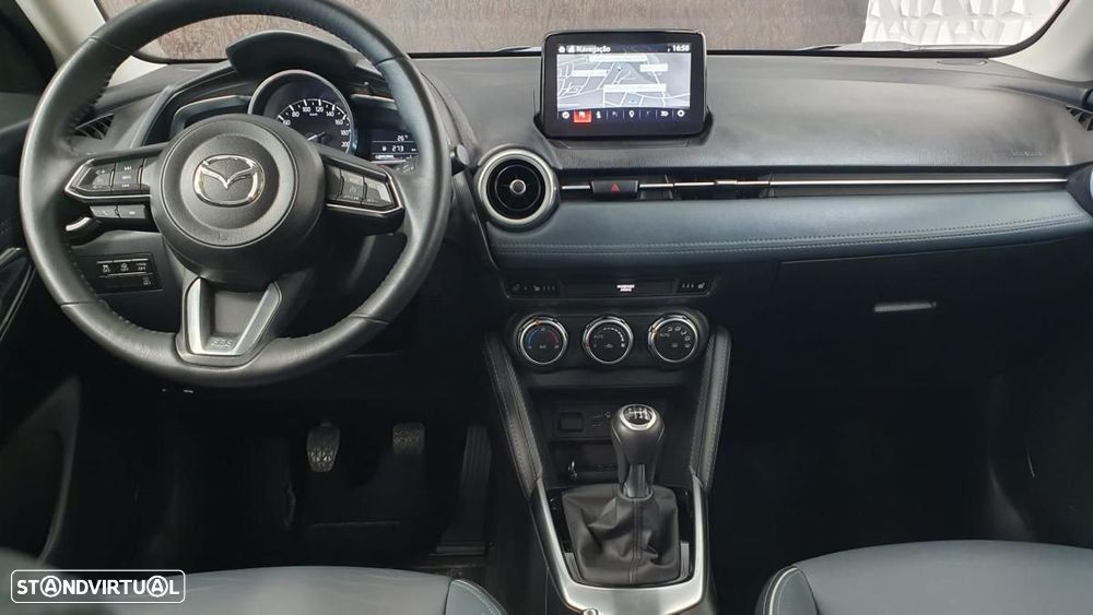 Mazda 2 1.5 Sky-G Evolve Navi - 23