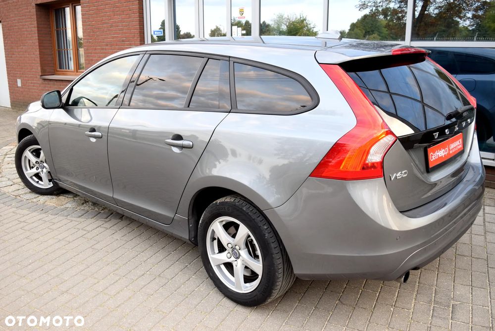 Volvo V60 D2 Drive-E Kinetic - 4