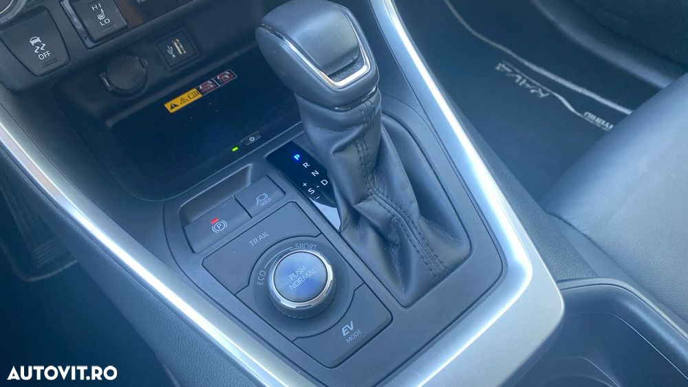 Toyota RAV4 2.5 Hybrid VVT-iE 4x4 Luxury - 10