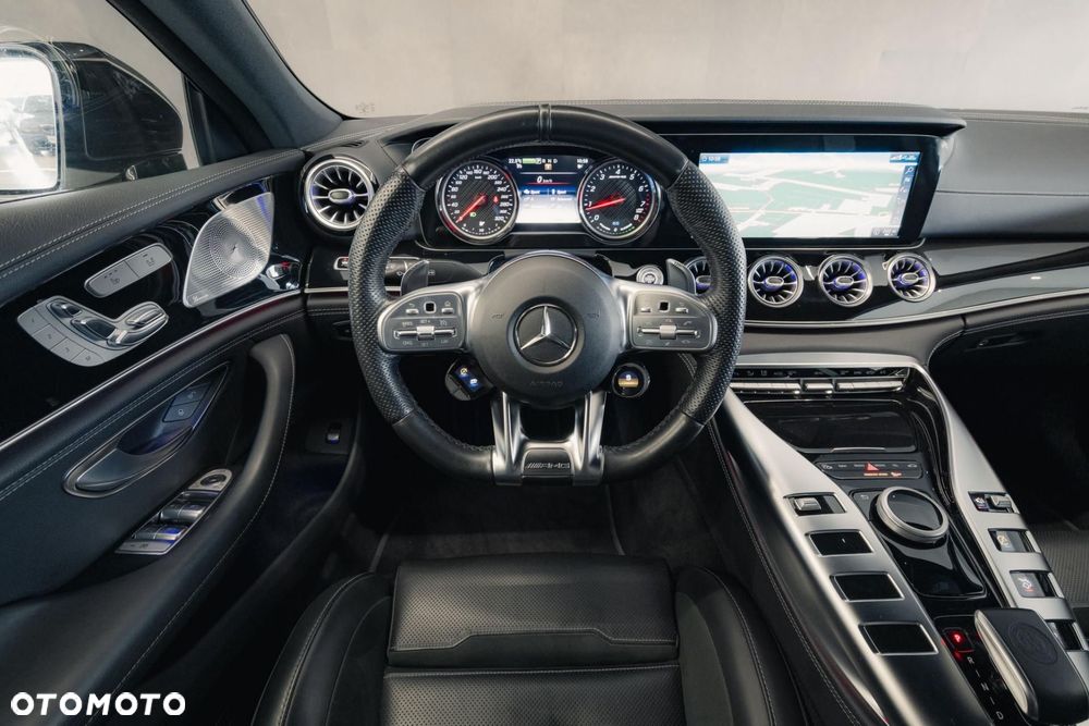 Mercedes-Benz AMG GT 43 4-Matic+ - 12