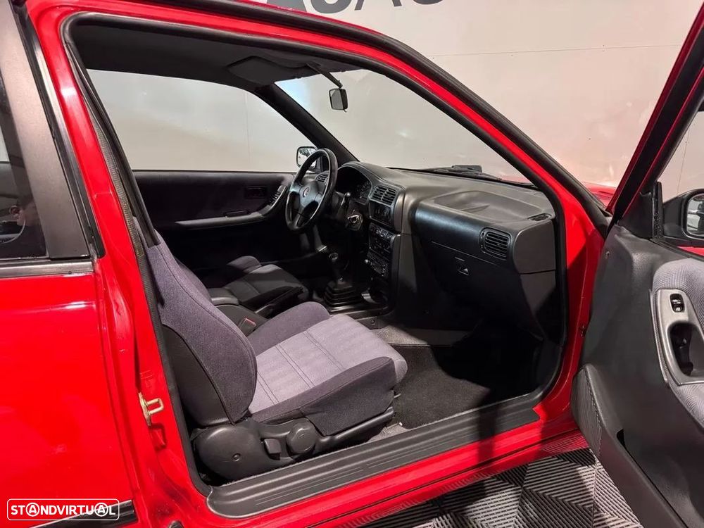 Nissan Sunny Hatchback 2.0-16 Tbo 4WD - 37