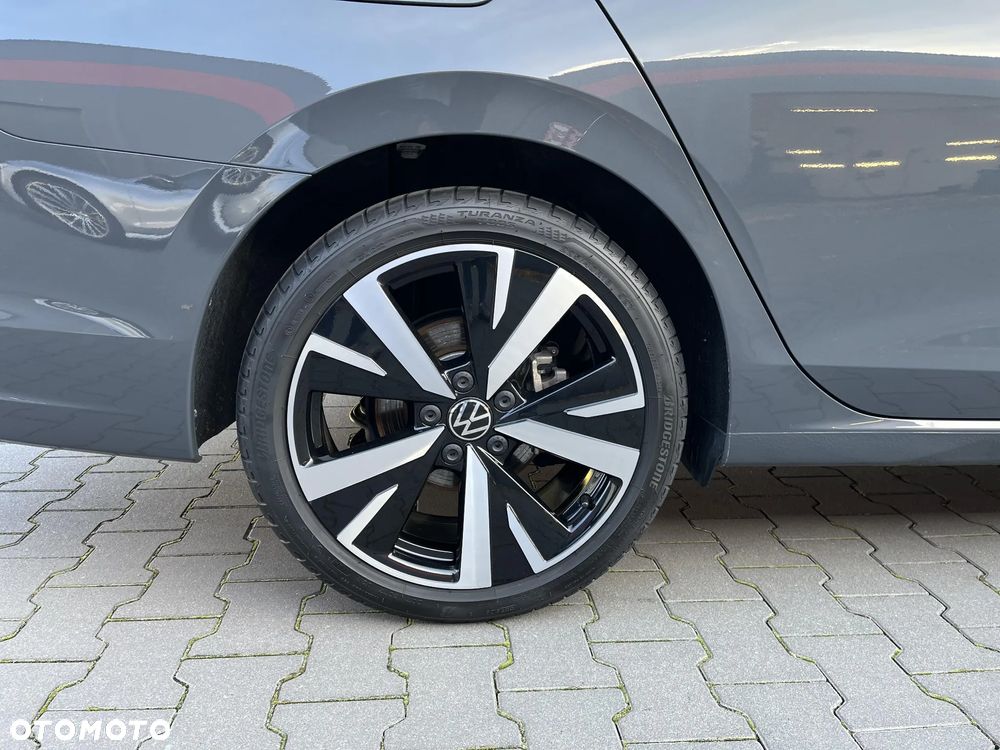 Volkswagen Golf Variant - 18