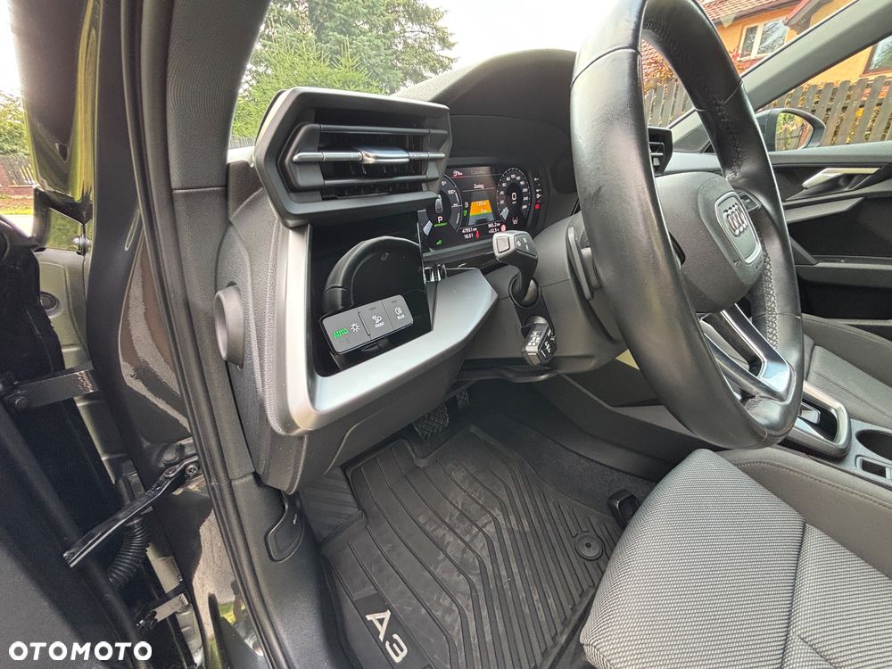 Audi A3 Sportback 40 TFSIe S tronic advanced - 11