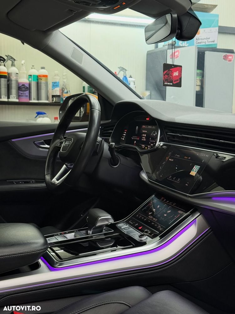 Audi Q8 - 5