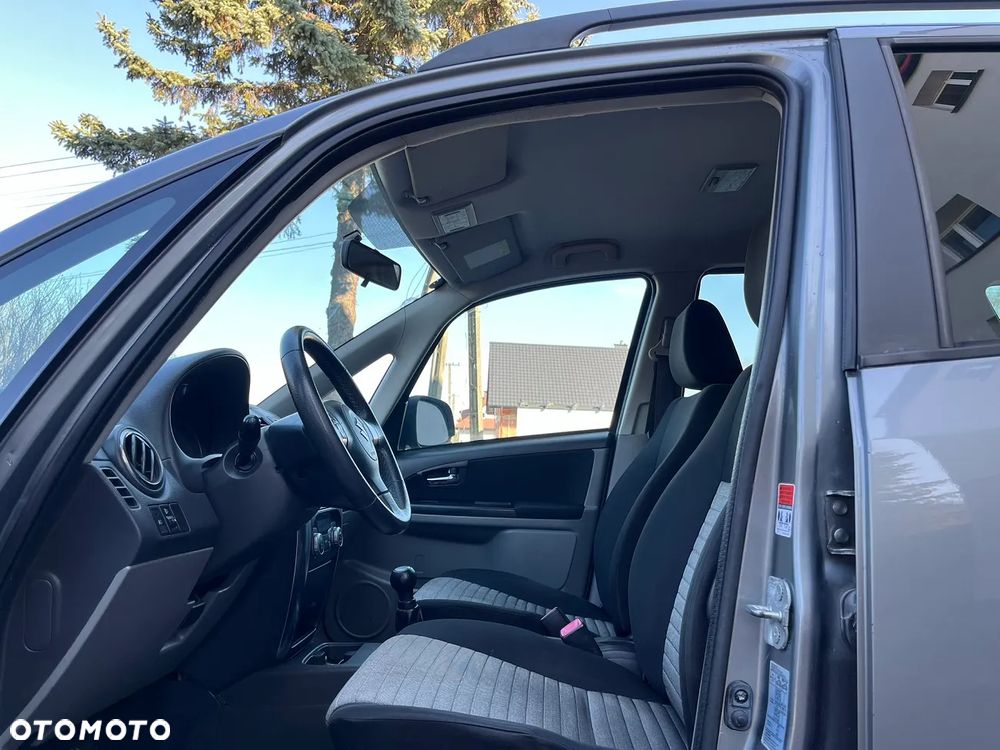 Suzuki SX4 1.6 VVT 4x4 Comfort - 7