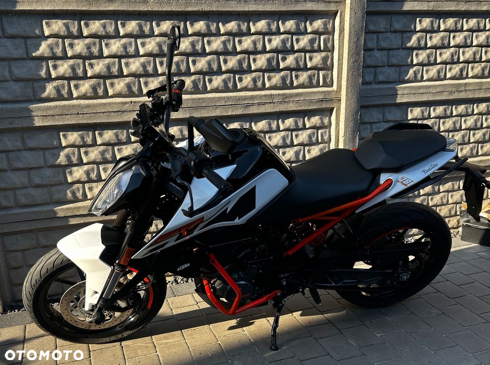 KTM Duke - 19