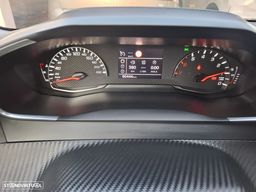 Peugeot 208 1.2 PureTech Allure - 11