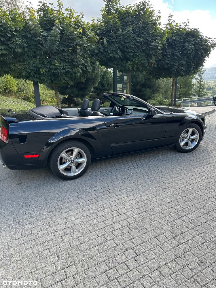 Ford Mustang - 17