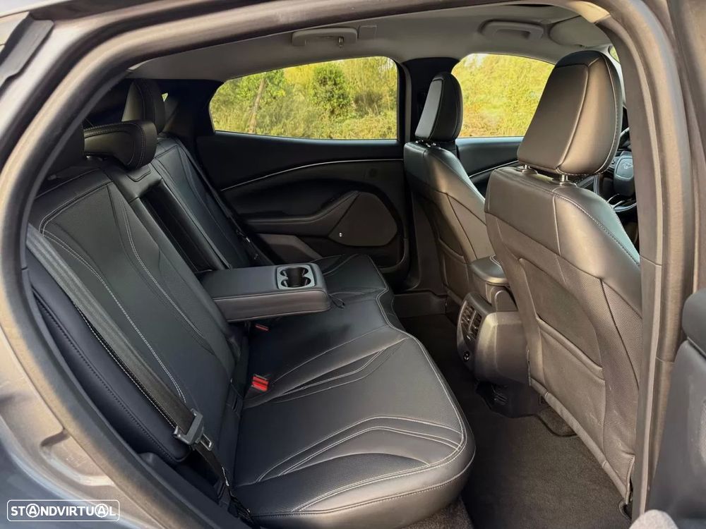 Ford Mustang Mach-E Standard - 13