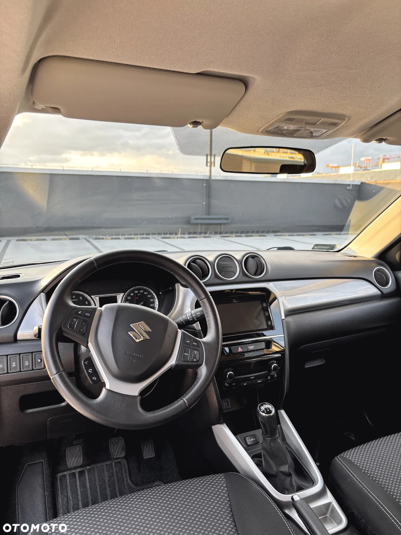 Suzuki Vitara 1.6 Premium 2WD - 18