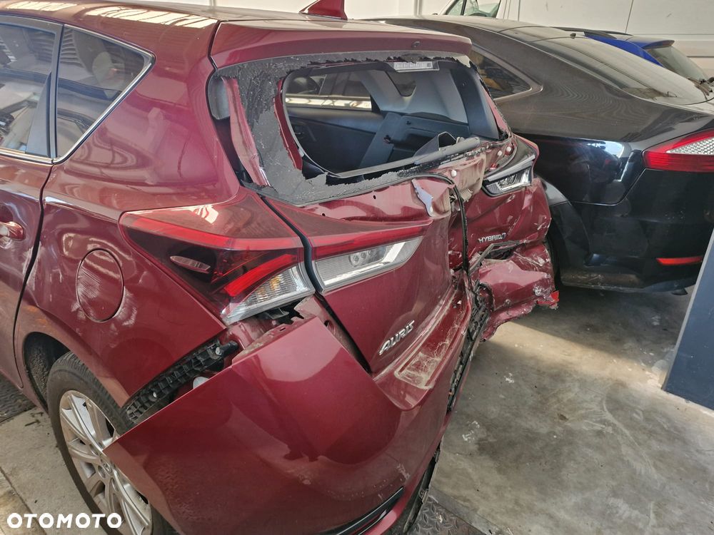 Toyota Auris 1.8 HSD Luna - 3