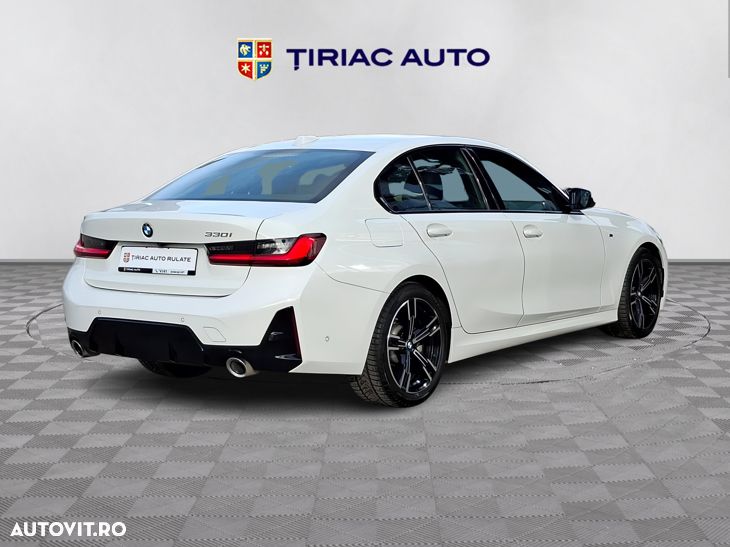 BMW Seria 3 330i AT - 7