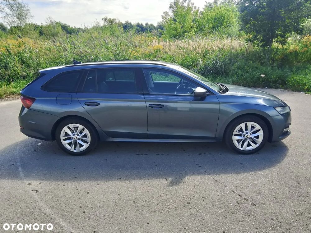 Skoda Octavia 2.0 TDI 4x4 Ambition DSG - 6