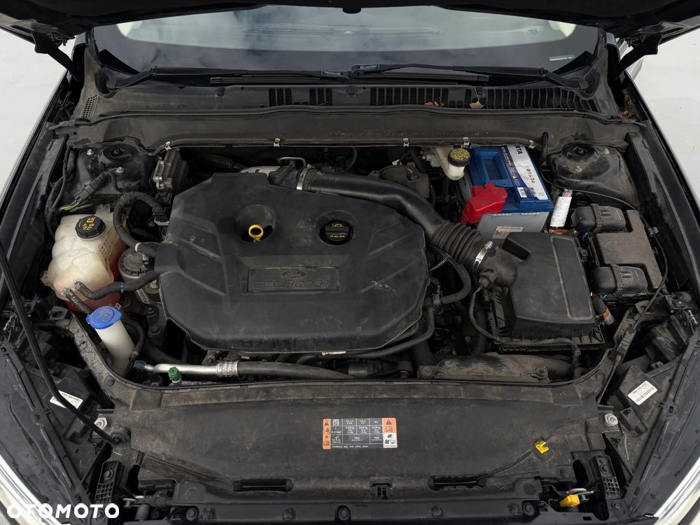 Ford Fusion 2.0 EcoBoost Titanium - 17