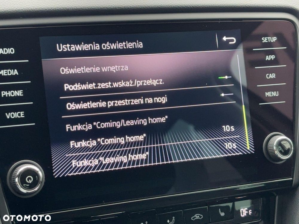 Skoda Octavia 1.5 TSI ACT Style DSG - 27