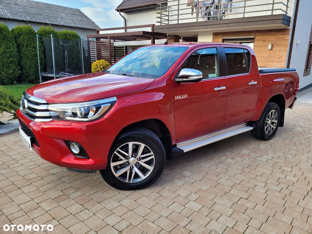 Toyota Hilux 2.4 D-4D Double Cab SR5 4x4 - 5