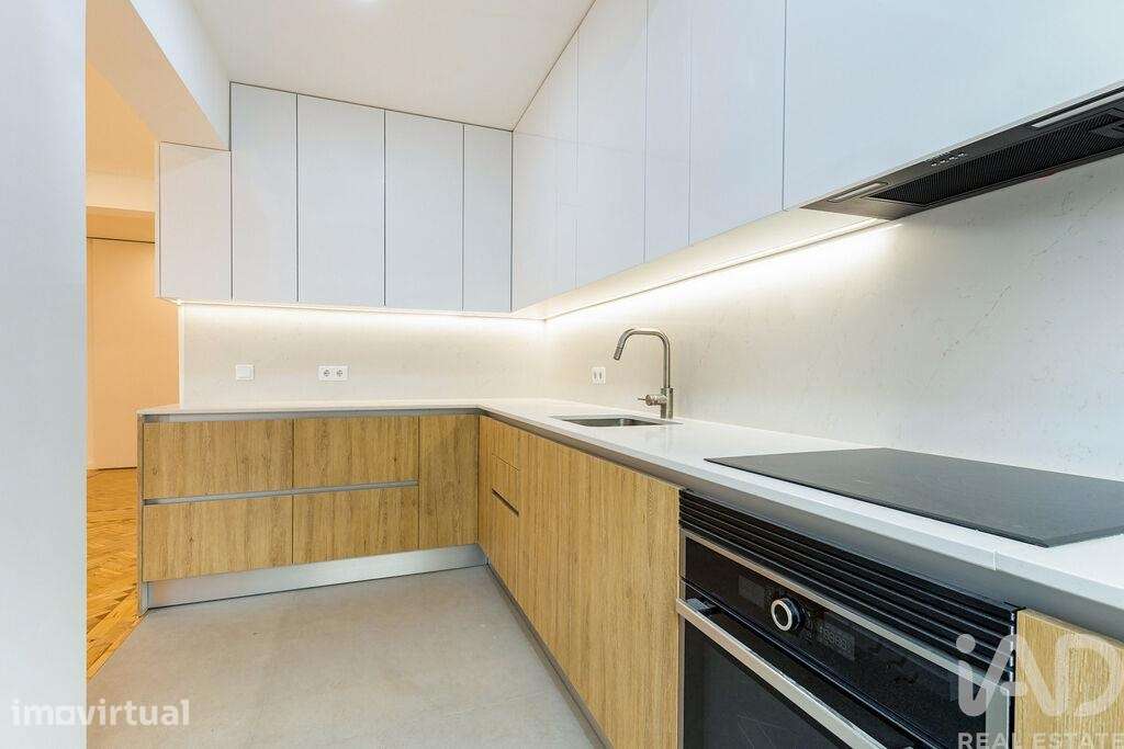 Apartamento T3 em Almada, Cova da Piedade, Pragal e Cacilhas de 125 m2 - Grande imagem: 4/22