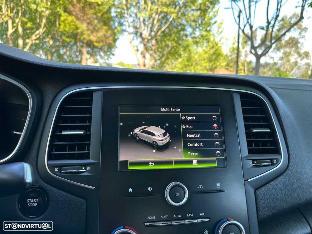 Renault Mégane 1.5 dCi Intens - 21