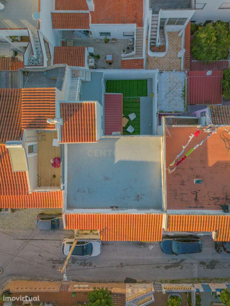 Moradia T3+1 com quintal, terraço, anexo e logradouro em Estômbar – en - Grande imagem: 5/40