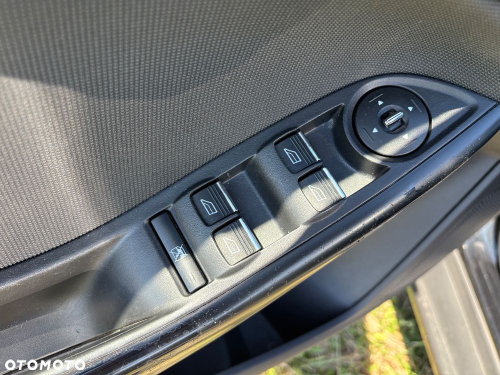 Ford Focus 1.0 EcoBoost 99g Titanium - 19