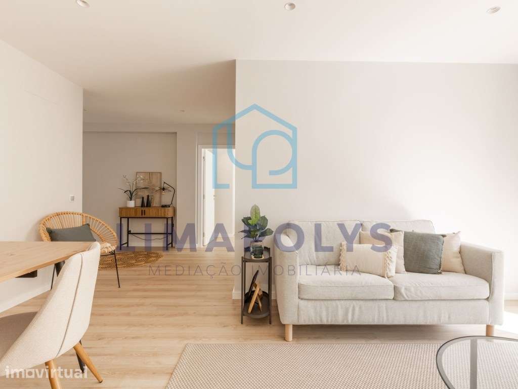 Apartamento T1 totalmente Renovado na Praia da Amorosa | Pronto a H...
