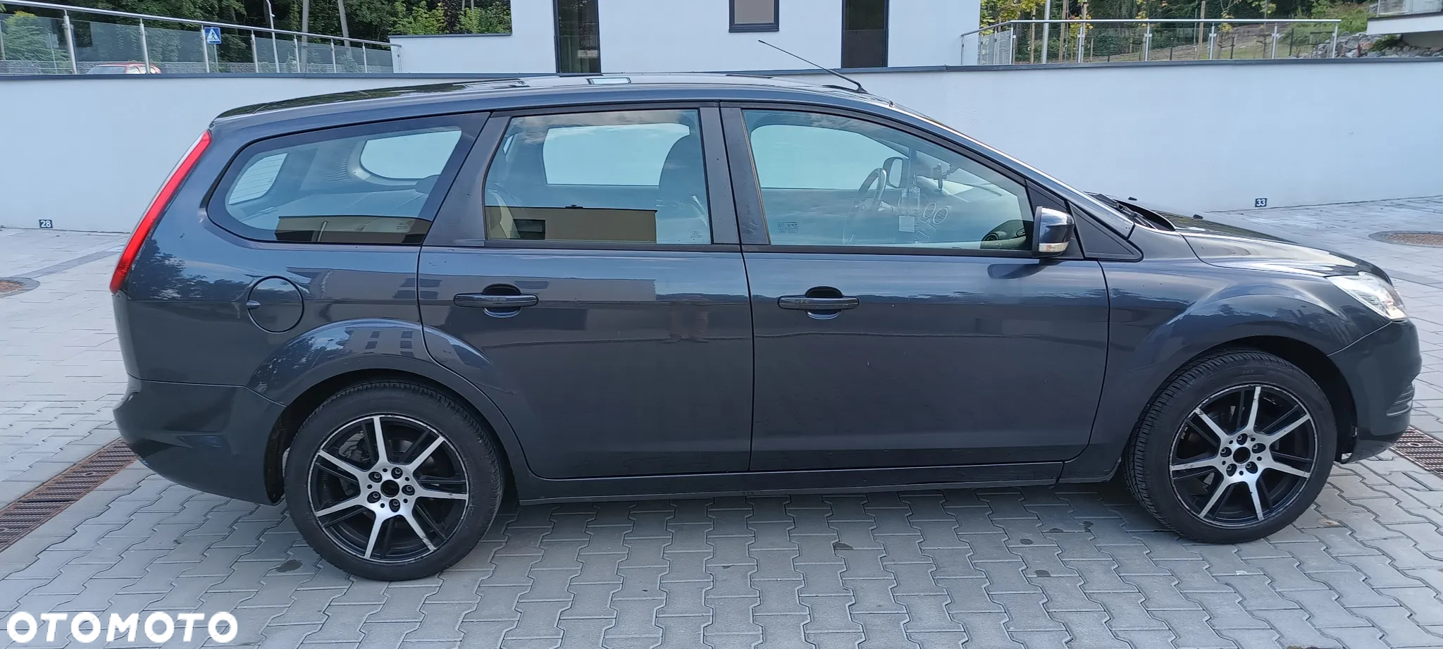 Ford Focus 1.6 Trend - 9
