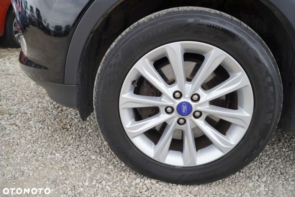 Ford Kuga 2.0 TDCi 2x4 Titanium - 26