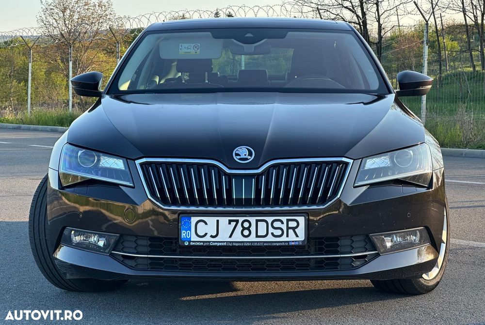 Skoda Superb 2.0 TDI DSG 4X4 Style - 1