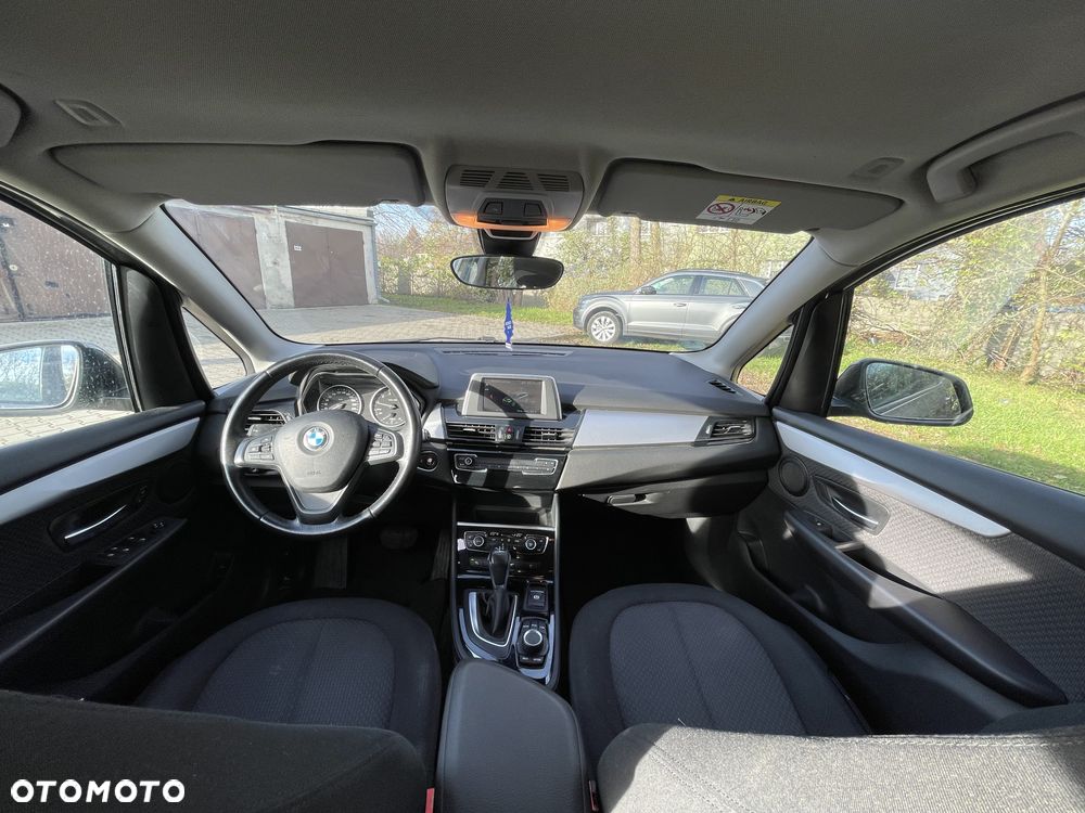BMW Seria 2 218i Active Tourer - 10