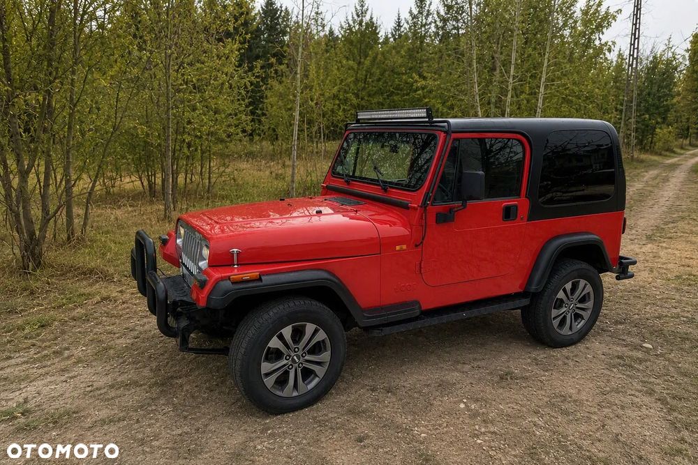Jeep Wrangler - 1