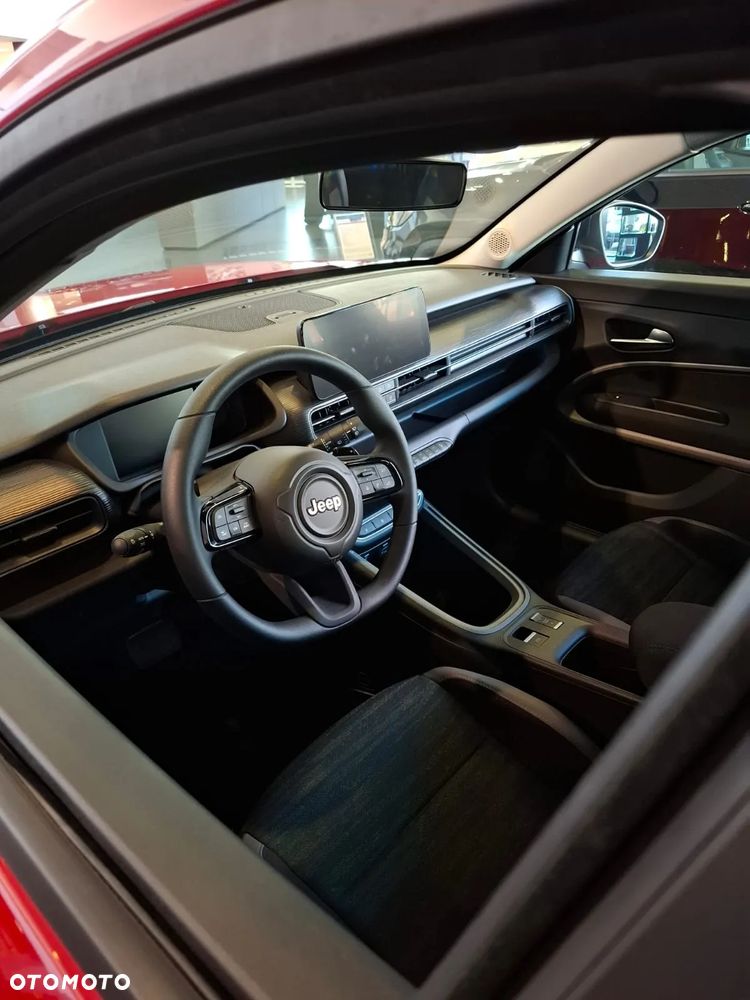 Jeep Avenger 1.2 T3 mHEV Longitude FWD eDCT6 - 5