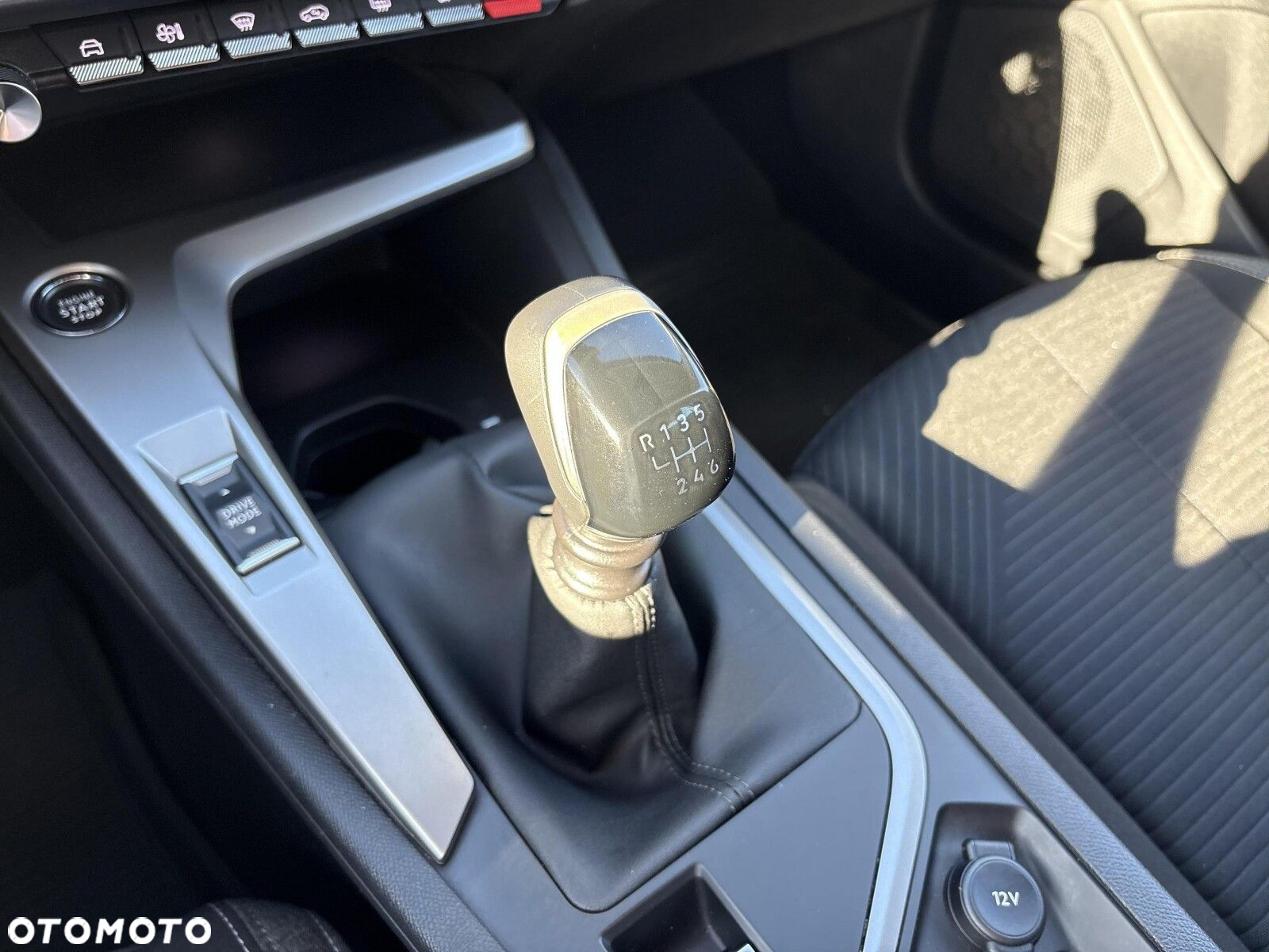 Peugeot 308 - 26