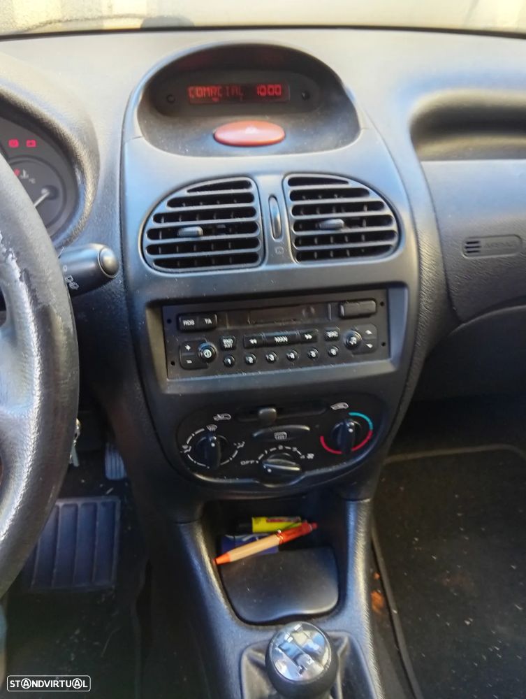Peugeot 206 1.4 HDi ColorLine - 8