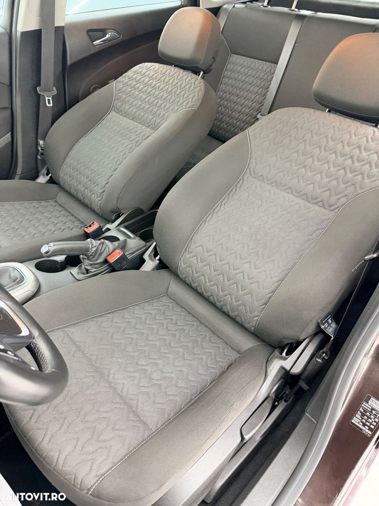 Opel Astra 1.7 CDTI ECOTEC Enjoy - 19