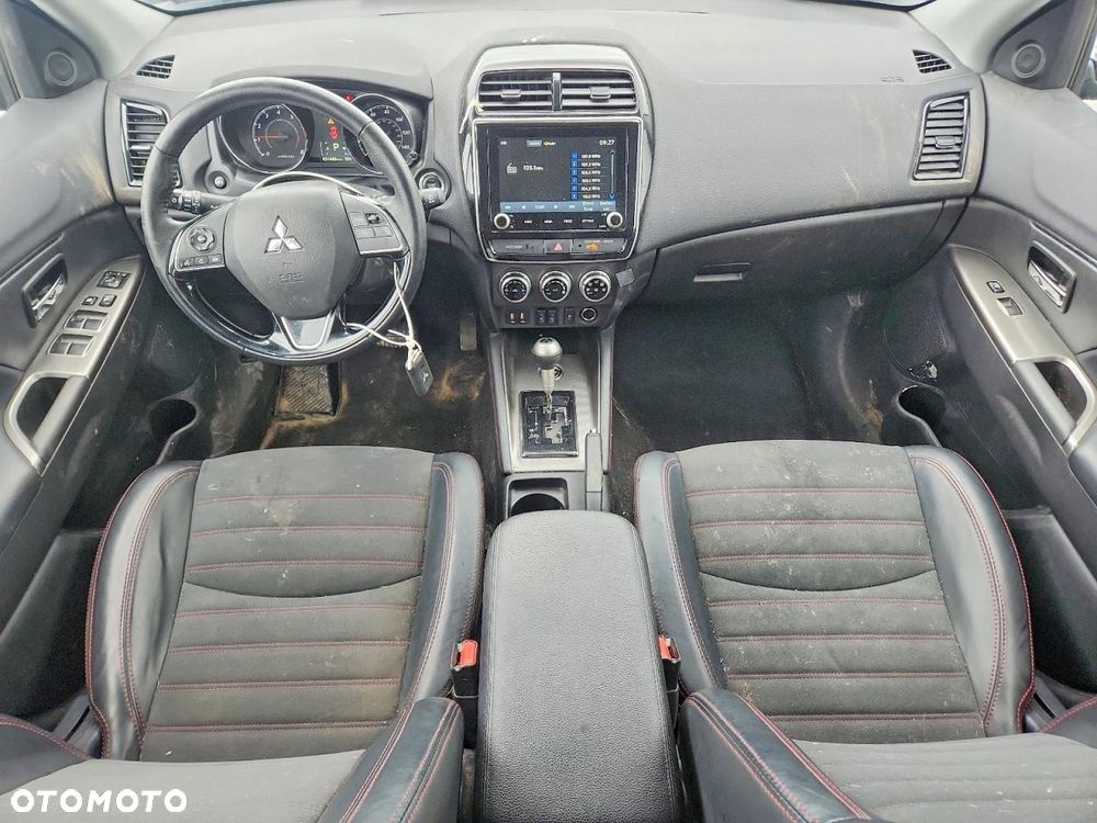 Mitsubishi ASX - 8