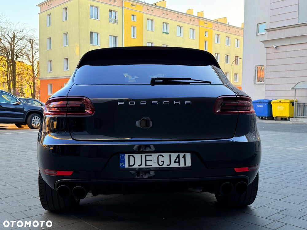 Porsche Macan - 3