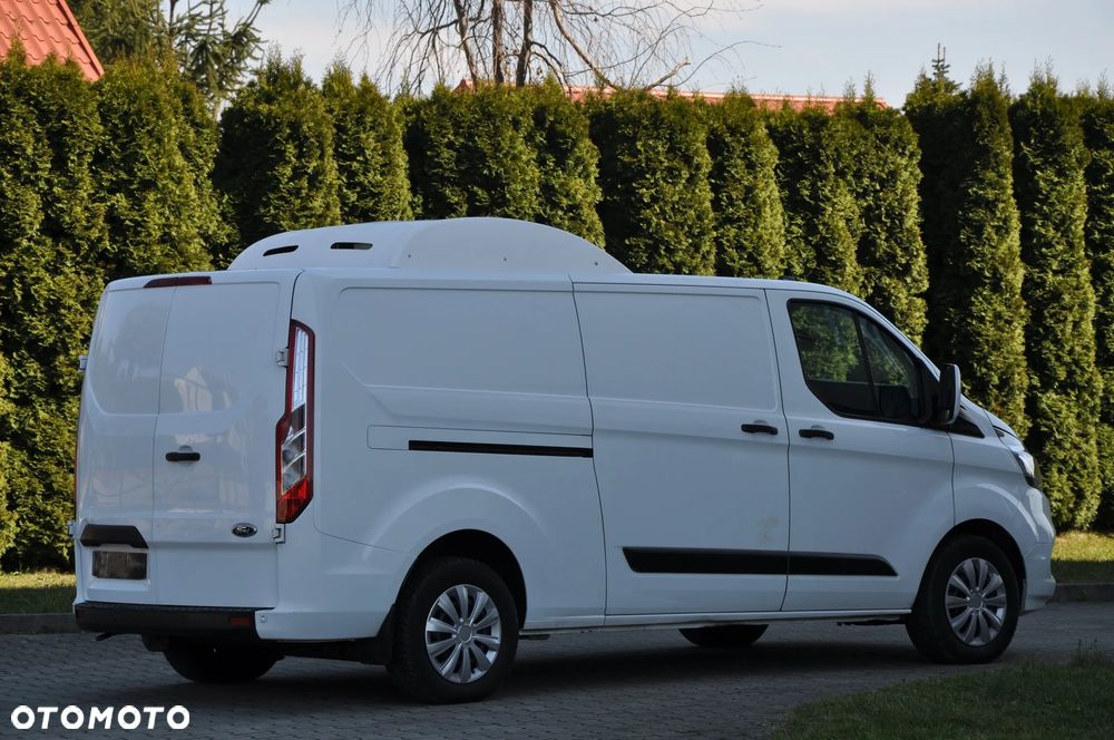 Ford Transit Custom - 13