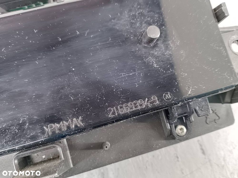 LICZNIK RENAULT SCENIC II LIFT 21669394-9   P8200787774A  21669396-0 1.5 - 7