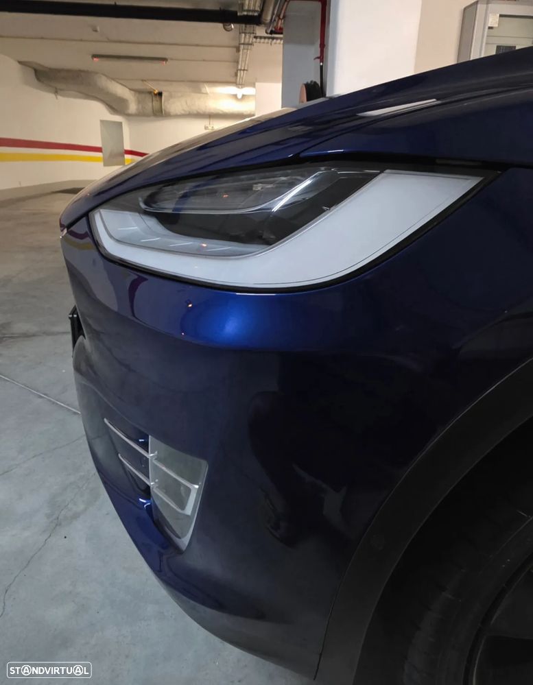 Tesla Model X 100 kWh Long Range AWD - 23
